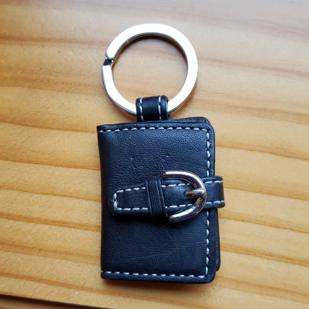 NWOT COACH PHOTO KEY RING